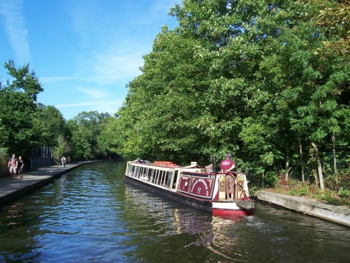 A boat trip to Little Venice for families