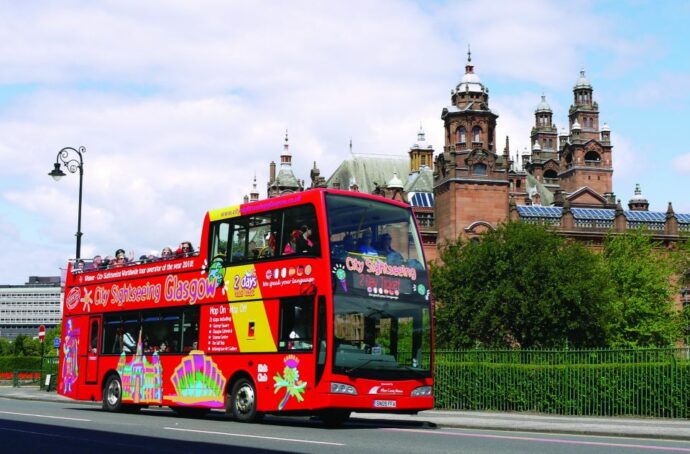 A family friendly tour bus in Glasgow 
