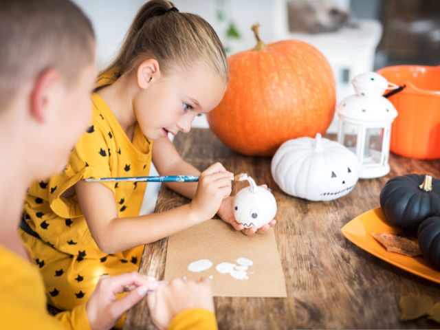 Things to do Halloween in Edinburgh with Kids