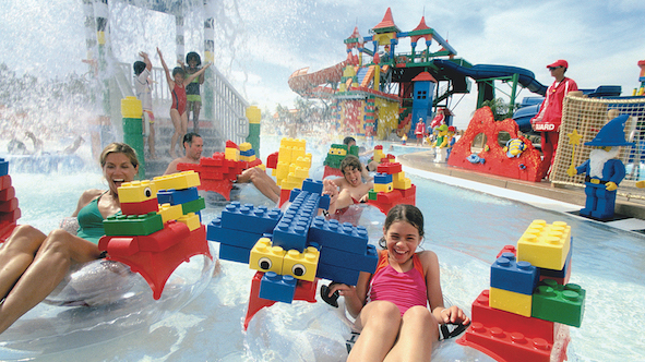 A great water park in Dubai around Lego