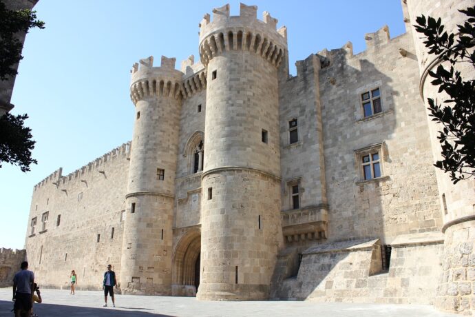 A beautiful castle to visit in Rhodes with kids