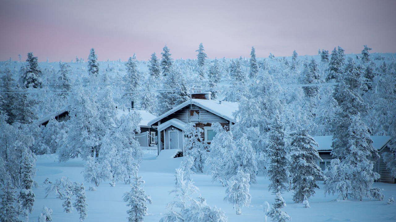 Where to Stay in Lapland with Family this Winter